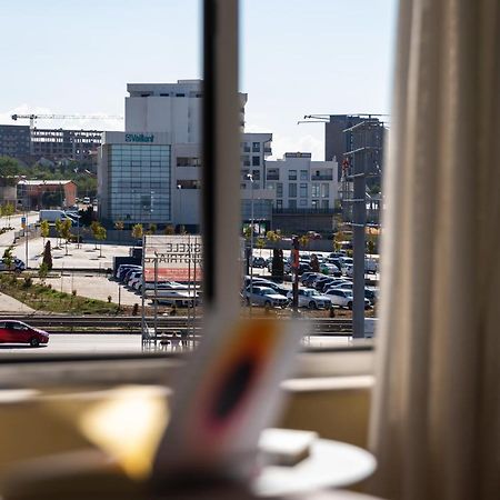 Hotel United Приштина Экстерьер фото