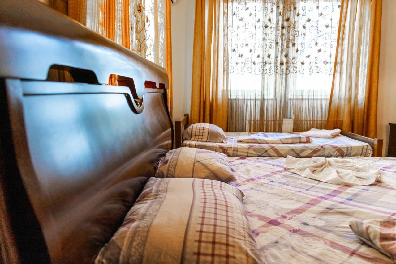 Hotel United Приштина Экстерьер фото