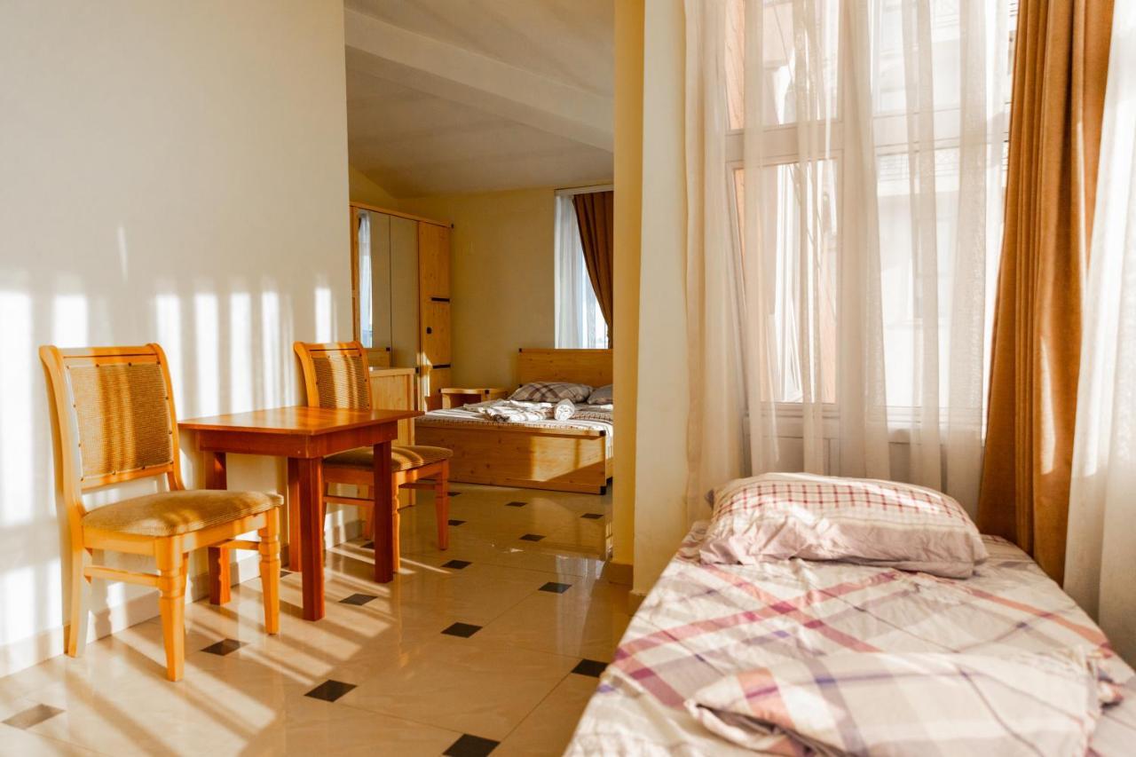 Hotel United Приштина Экстерьер фото